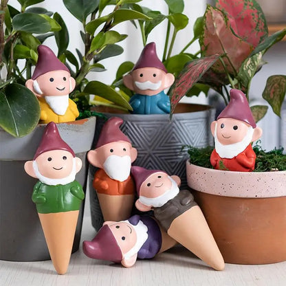 7pcs Gnomes Plant Watering Stakes (SMILEDRIP)
